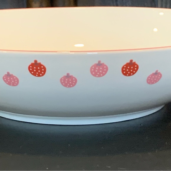 Hello Kitty Strawberry Milk 9” Ceramic Dinner Bowl with Japanese Letters - Picture 7 of 9